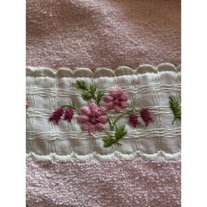 Vtg 1980s Ames Hand Towel New Pink Embroidered Floral Daisy Band